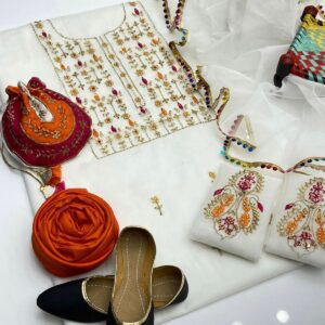 Fancy Handmade Galla with Contrast Khussa and Potli